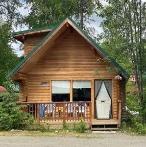 Talkeetna Log Cabin with Hot Tub Unit 2 - Trapper Creek
