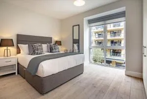 Modern Sandyford Bedroom - 桑迪福德