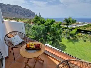 CHC - Estudio Deluxe Abuelo 1 - Csta Adje