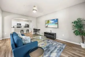 Deluxe and Spacious Condo with Pool, Gym and Laundry - 棕榈湾