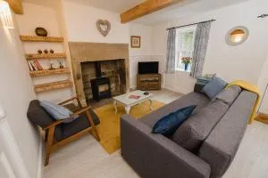 Swan House - Moorside Edge