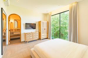 Luxe 2BR Pool, Netflix, Wifi 200MPBS, 8min BEACH