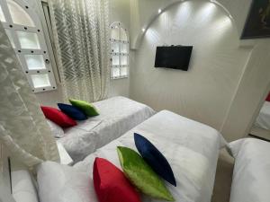 Spacieux appartement corniche