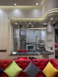 Spacieux appartement corniche