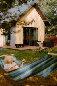 Osada pod Gwiazdami & SPA - DELUXE blisko jezioro, ogrodzony, ognisko, taras, dodatkowa sypialnia - Głusko