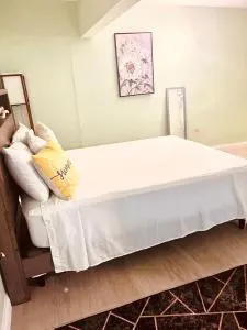 The Shelton Kaemas Rest - Rosemount