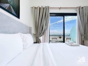 Amazing Studio with Balcony & View Riviera Meydan