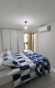 ACONCHEGANTE em Tambaú, piscina, garagem FIXA e completo!