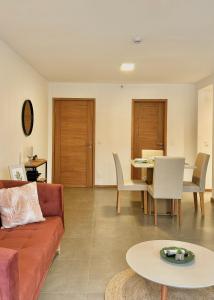 A dos cuadras del Paseo la Galería