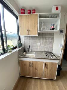 Apartaestudio Calle 51, Avenida Santander