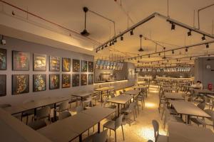 Millerz Square Family Rooms, by TwoFive