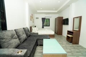 Lovely 2 Bed share Pool Apt near Beach - 3hvězdičkové hotely ve městě Ban Lum Fuang