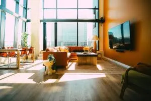 NEW Pause Penthouse Lofts - Downtown - Free Parking - Eastern Passage