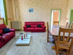 Appartement plain-pied à Mélisey, proche Mille Étangs - FR-1-583-98 - Mélisey