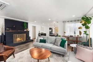 The Squirrel Near UPS, Proctor, and Old Town - University Place