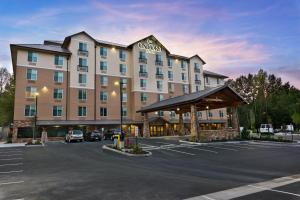 Oxford Suites Bellingham