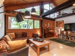 Maison Zen à Vesoul : Terrasse, Wifi, Parking & Vélos - FR-1-583-74 - Comberjon