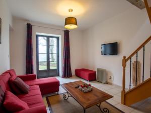 Maisons de vacances Maison au calme avec jardin, proche de Sarlat - Ideale pour familles et activites en plein air. - FR-1-616-295 : photos des chambres