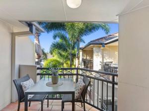 Chic 2BR Oasis Turtle Beach Resort Gold Coast