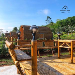 Quality Time Farmstay: Bamboo House