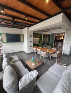 Arpel 6 SantoDomingo CItySeaView