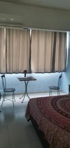 Apto Santos na Trabulsi Ponta da Praia Aquario