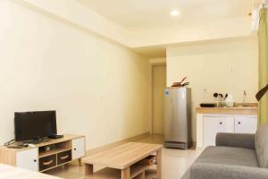 Best Choice and High Floor 1BR at Meikarta Apartment By Travelio