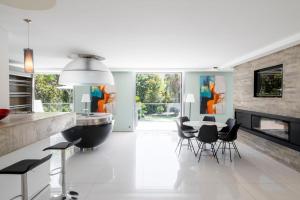 REF 1941 - Cannes Center - Villa for rent