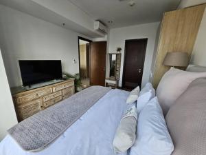 Resort 3BR CBD Kuningan, Near to LRT, Busway and Mall