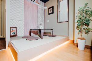 新年促销活动和礼品赠送 难波附近促销中 4卧室1厨房2浴室2厕所 市中心 闹中取静 适合大家庭 最大可容纳13人的舒适住宅