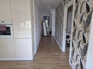 Złoty Apartament - Okrzei z miejscem parkingowym, dostęp 24H, Klimatyzacja