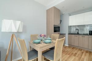 Apartament Poznań Centrum Miasta Parking by Rent like home