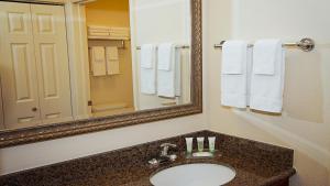 Studio Suite room in Staybridge Suites Wichita an IHG Hotel