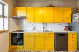 GuestReady - A charming duplex home near Boavista - Senhora do Porto