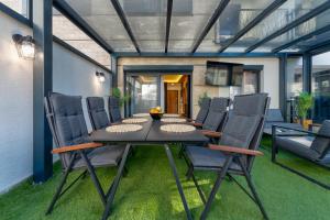 MEDVEDOV DOM Apartman sa VELIKOM terasom 34m2