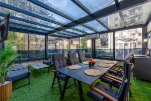 MEDVEDOV DOM Apartman sa VELIKOM terasom 34m2