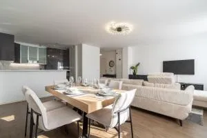 Apart' MIN - Disneyland Paris - 3 Bedrooms - 2 Parking Spots - Coutevroult