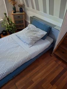 Appartements Appartement atypique independant sur peniche : photos des chambres