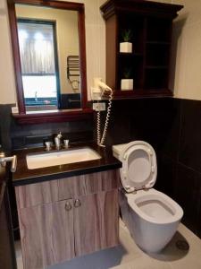 The Hideaway - New Condo in Crosswind Tagaytay