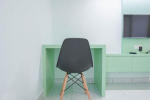 Cozy Studio at Amethyst Apartment By Travelio