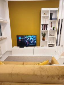 RDhomes Falvo, Vomero