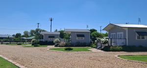 Dangerfield Oaks Boutique Cottages