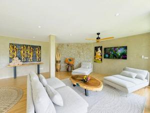 Lovely Villa, 2 Bedrooms & 1 Studio Room, Koh Samui
