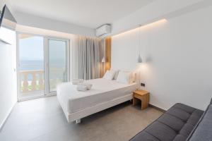 Pontikonisi Hotel & Suites-Adults Only