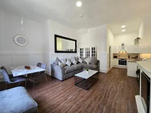 Two bedroom flat in Cardiff Bay with roof terrace - 卡迪夫