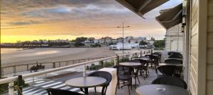 Hotels Hotel The Originals Miramar, Royan Pontaillac : photos des chambres