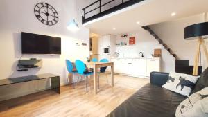 Krowoderska 55 by Homeprime