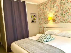 Hotels Hotel Lou Marques : photos des chambres