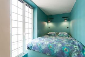 Romantic Brand New Suite in Central Paris, Bathroom, Kitchen