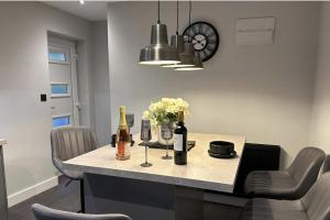 Cozy Rochester Apartment Retreat